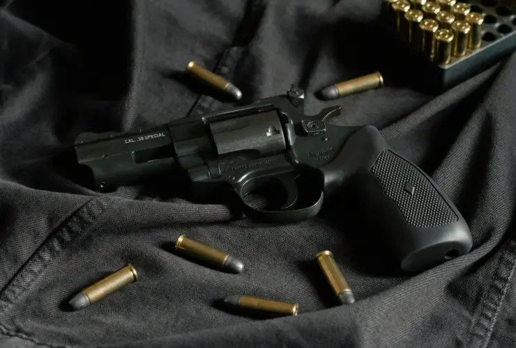 Quanto Custa um Revólver .38 de 7 Tiros? Entenda o Valor e os Fatores que Influenciam a Compra 39 revolver 38 balas